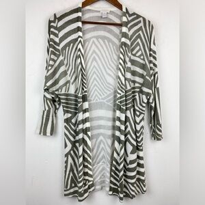 Chico’s size 1/Medium Women’s Gray White 3/4 Sleeve Open Front Sweater Cardigan